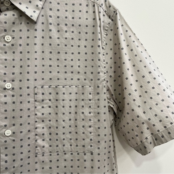 Theory Shirt Mens Bruner Dot Print Beige Gray Stretch Cotton Button Up Small EUC - Picture 4 of 9